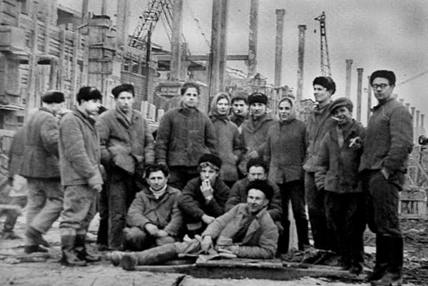 Строительство первого белорусского завода химволокна в Светлогорске — начало решения «синтетической» проблемы (конец 1950-х)