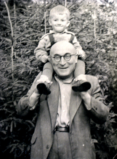 Дедушка и я. 1956 год.